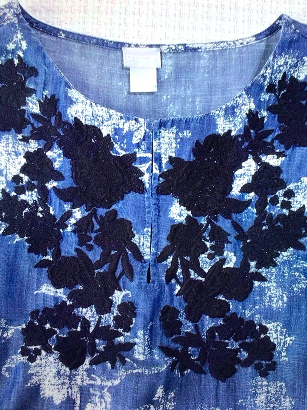 Chico's Blue Floral Embroidered Tunic Blouse - Picture 5 of 10